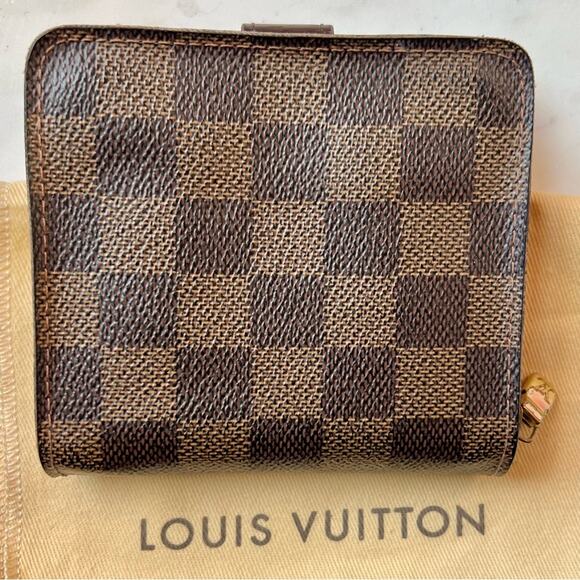 Authentic Vintage Louis Vuitton Damier Ebene Compact Wallet - Picture 2 of 5